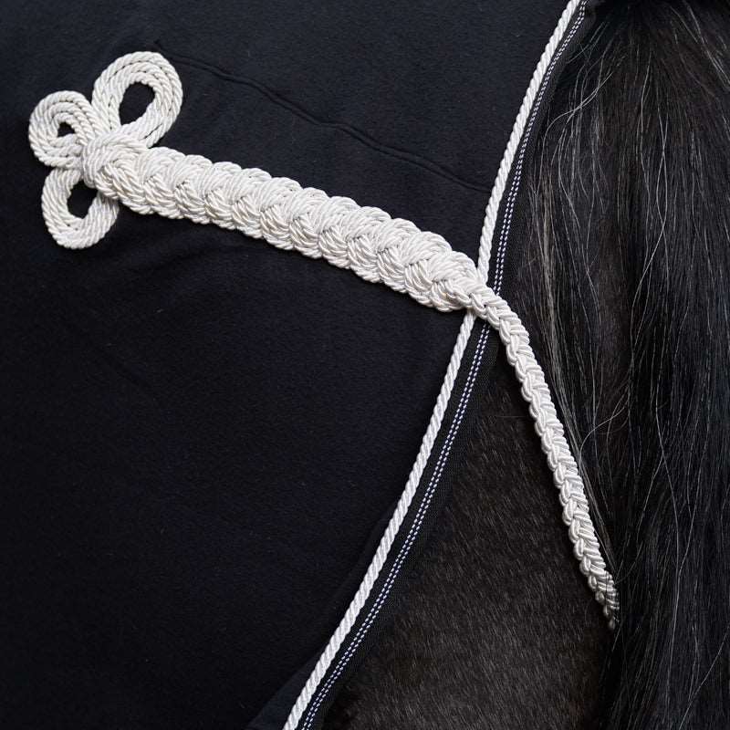 Abschwitzdecke mit Brustlatz