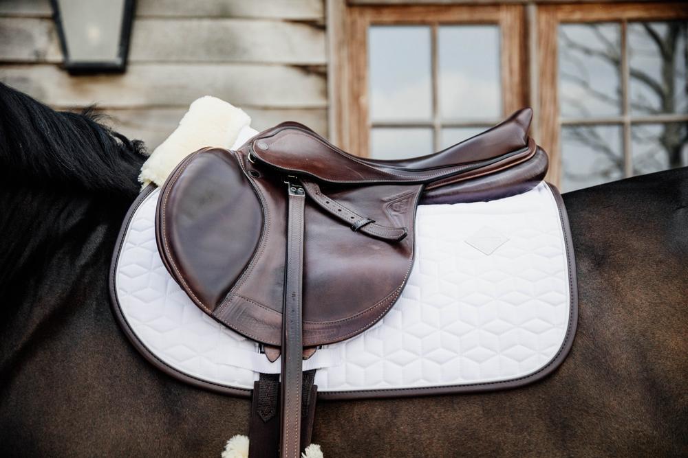 Skin Friendly Schabracke Sternsteppung Springen - Kentucky Horsewear
