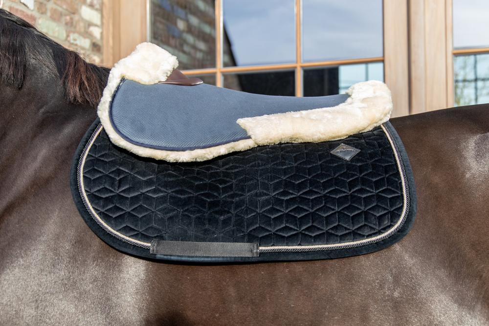 Lammfell Sattelpad Absorb - Kentucky Horsewear