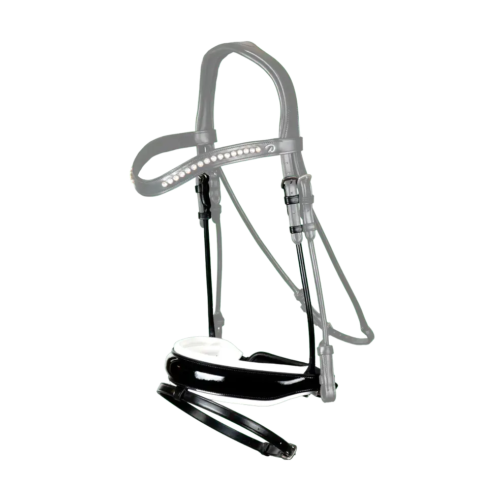 Breites schwedisches Lack Reithalfter weiß unterlegt mit Sperrriemen