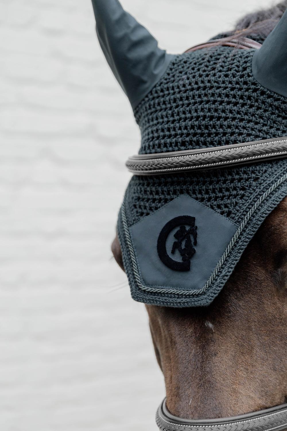 Geflochtene Trense mit kombiniertem Reithalfter