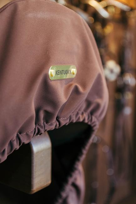 Sattelschoner Springen Braun