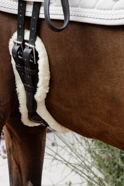 Lammfell Anatomischer Kurzgurt - Kentucky Horsewear