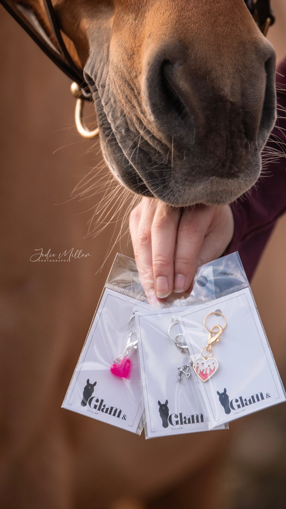 ARROW OF LOVE Charm