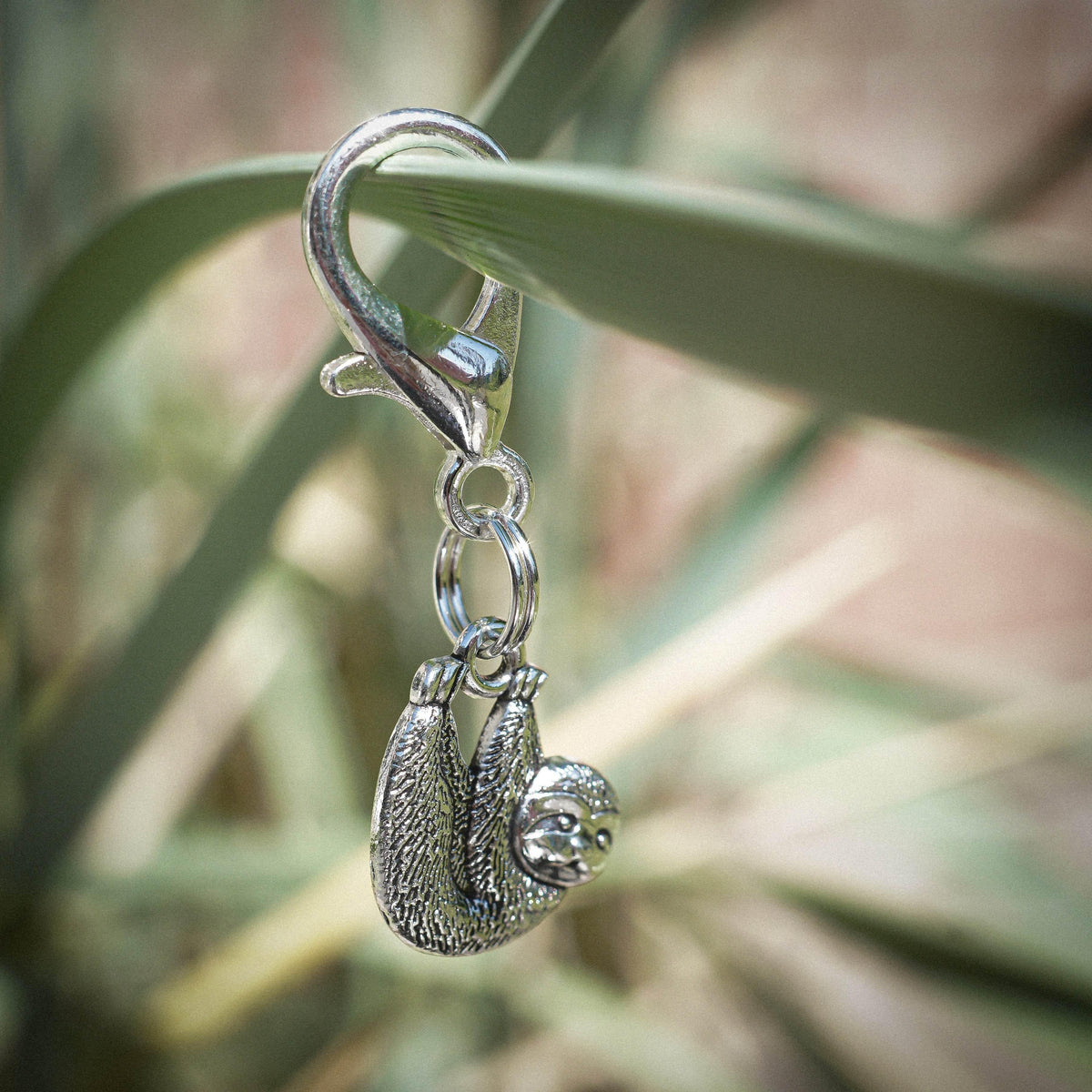 FAULTIER Charm