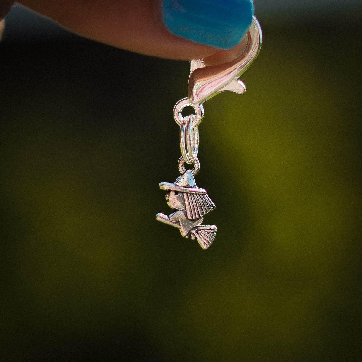 LUCKY WITCH Charm