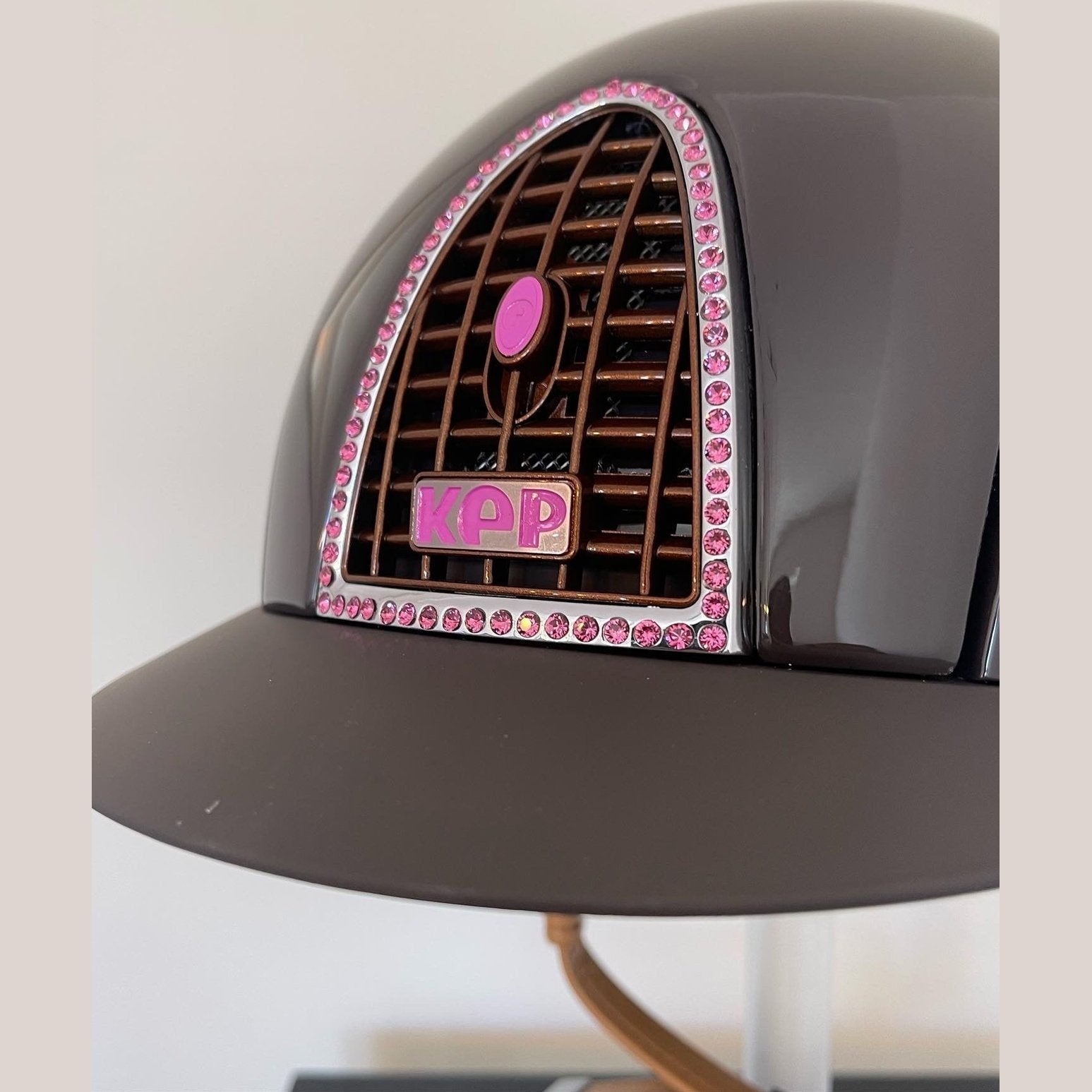 Cromo Textile Brown Polish Pink Swarovski