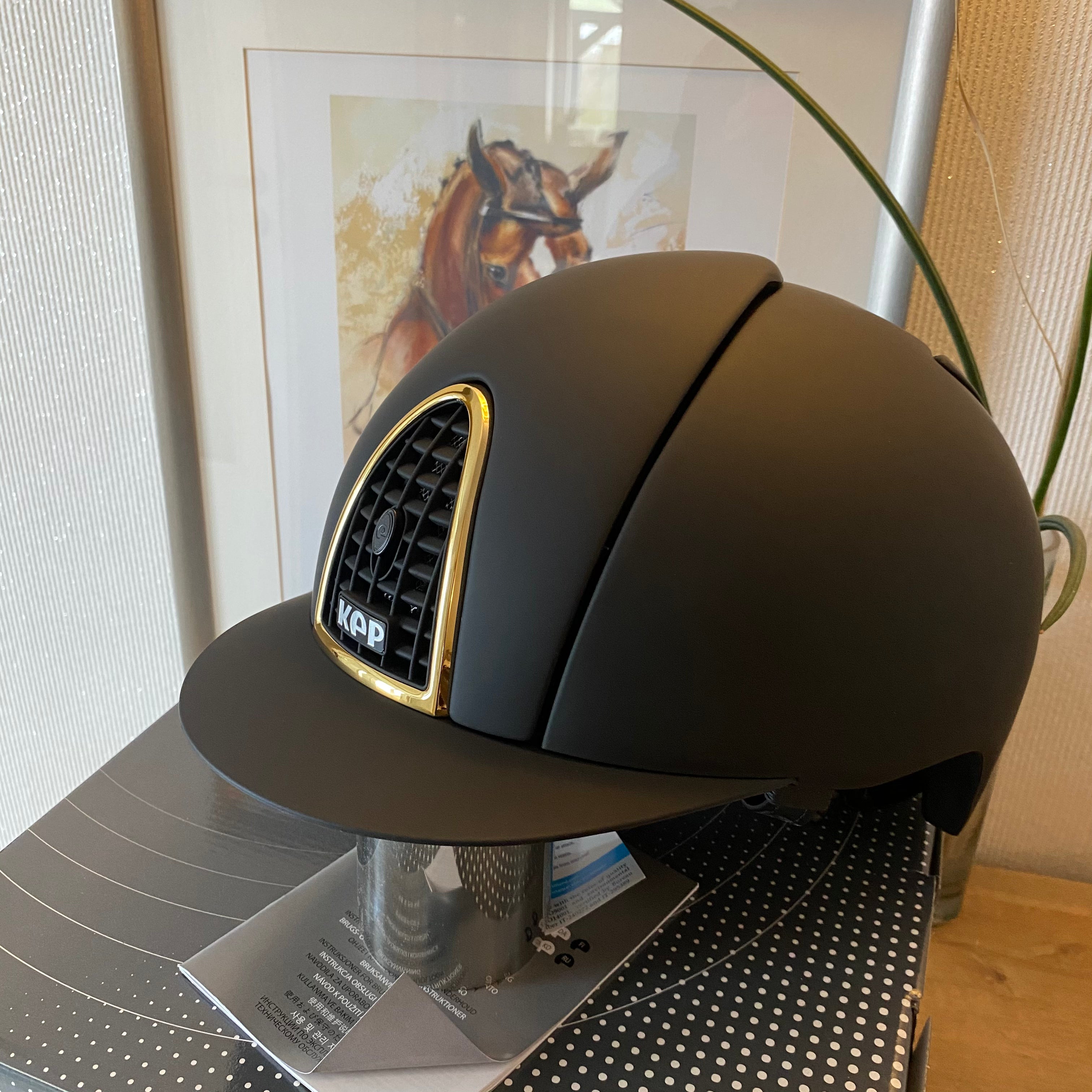 Cromo Textile Gold Frame