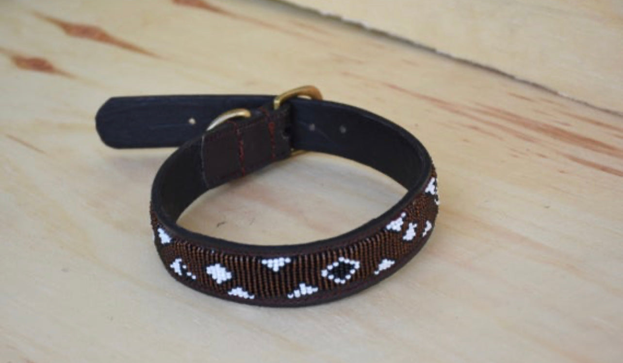 Hundehalsband Perlen Maasai Kollektion alle Designs