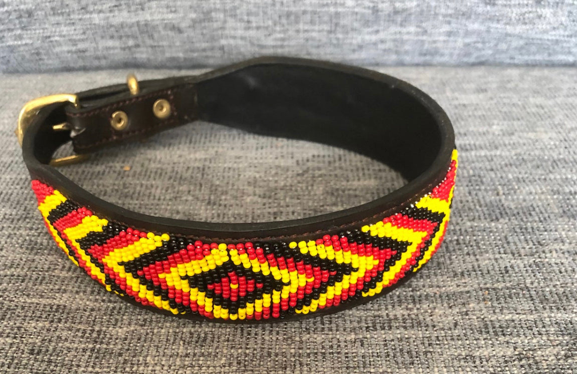 Hundehalsband Perlen Maasai Kollektion alle Designs