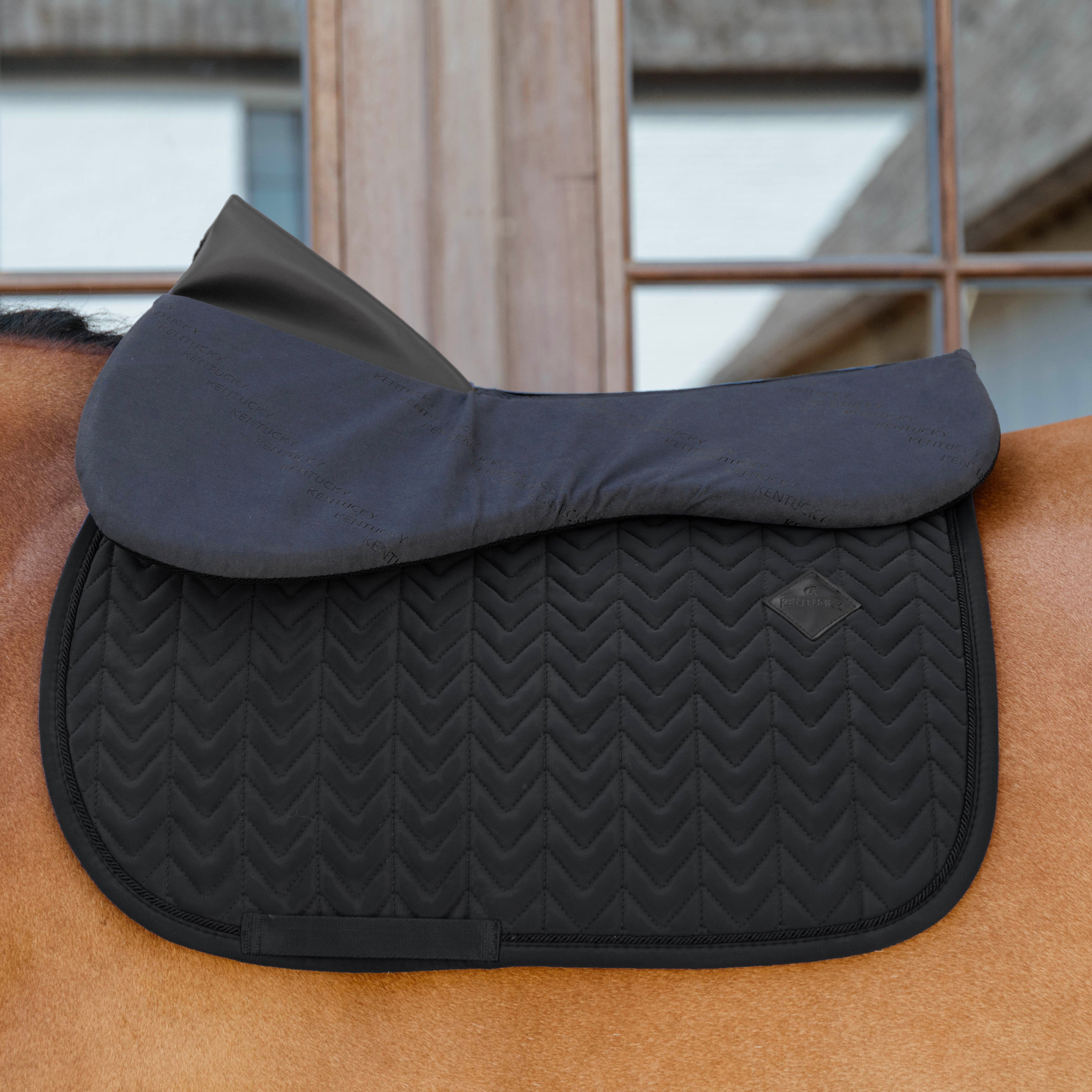 Sattelpad Impact Equalizer Antraciet