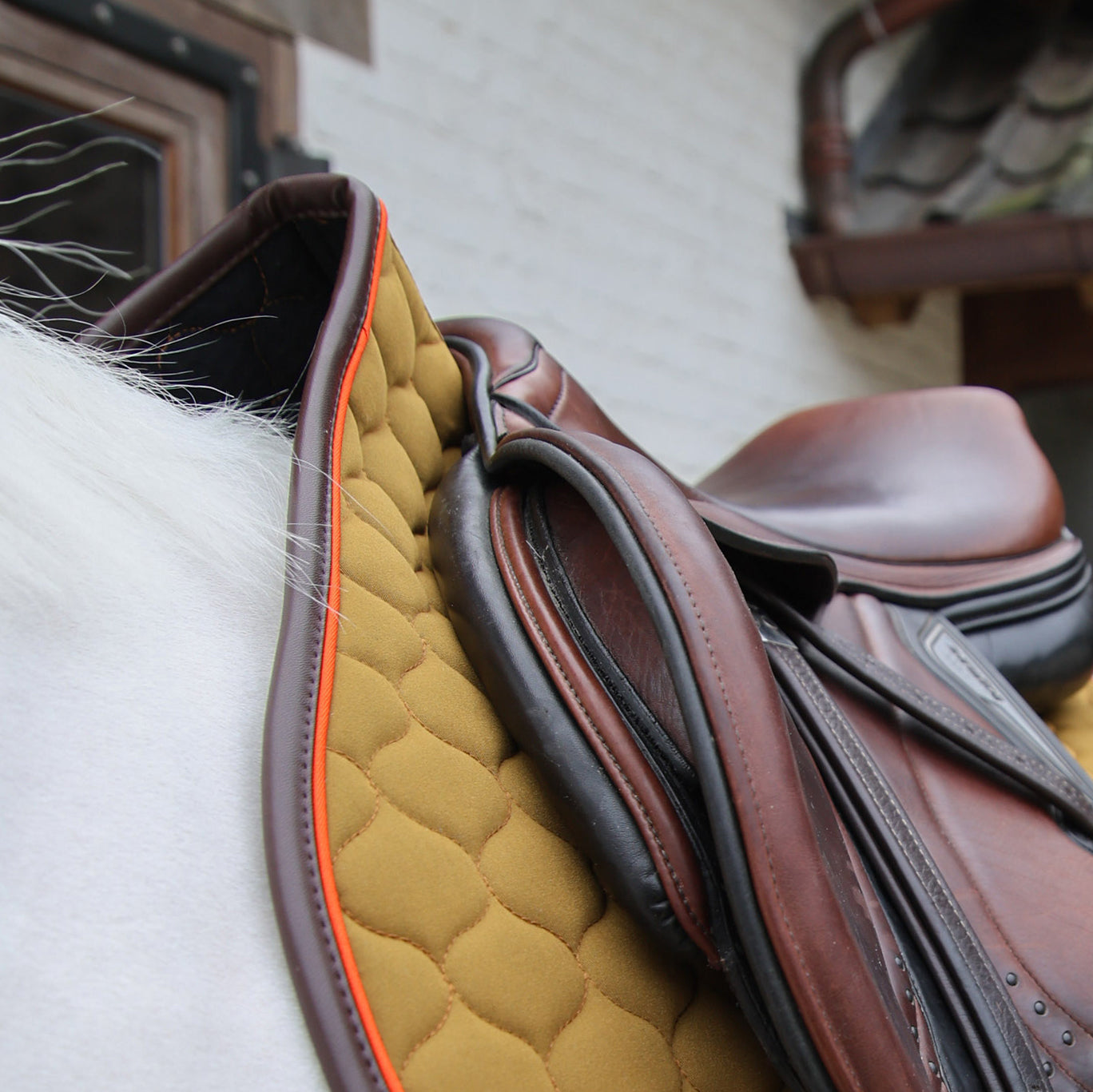 Sattelpad Onion Steppung Leder Neon