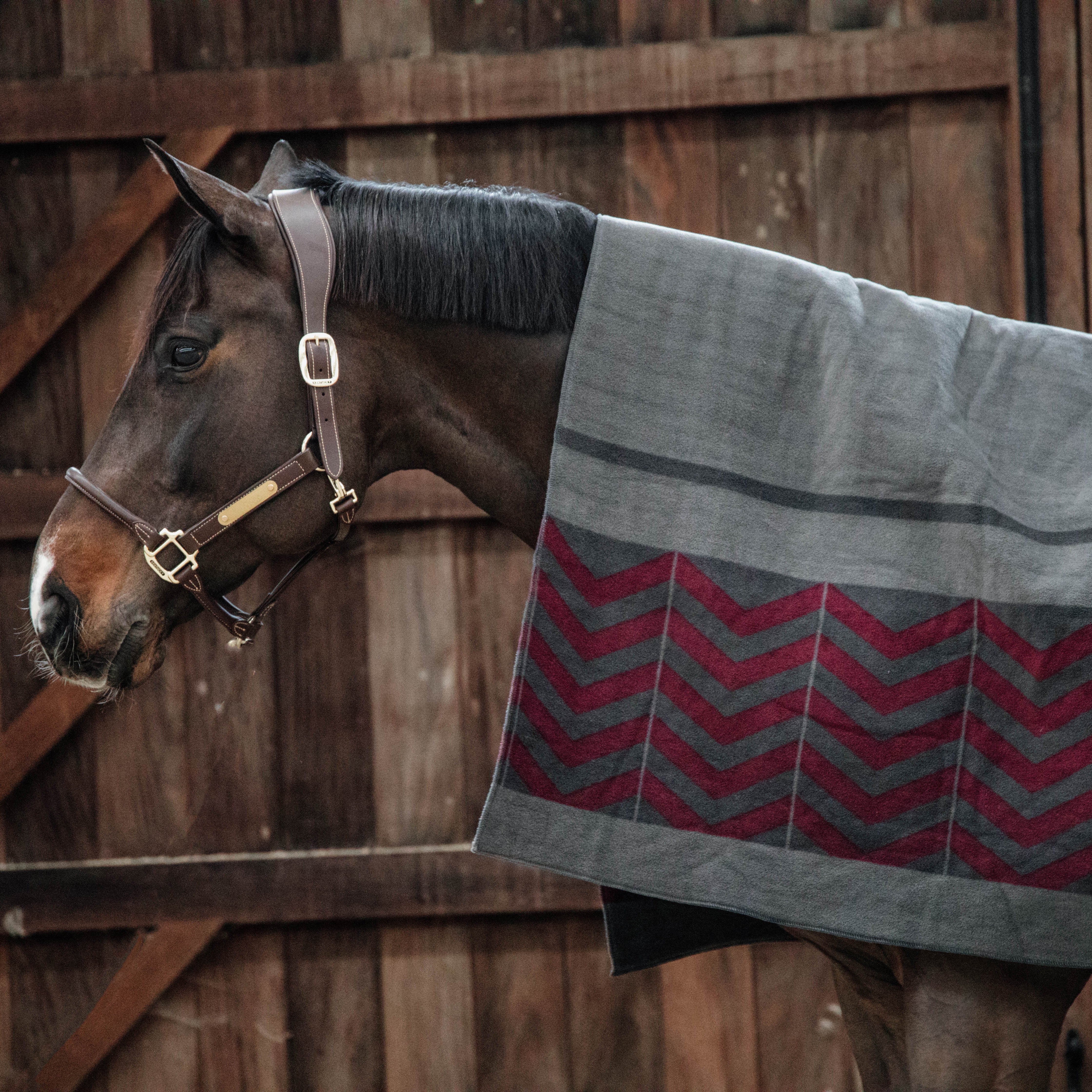 Schwer Fleece Decke Square Fishbone   140x120cm