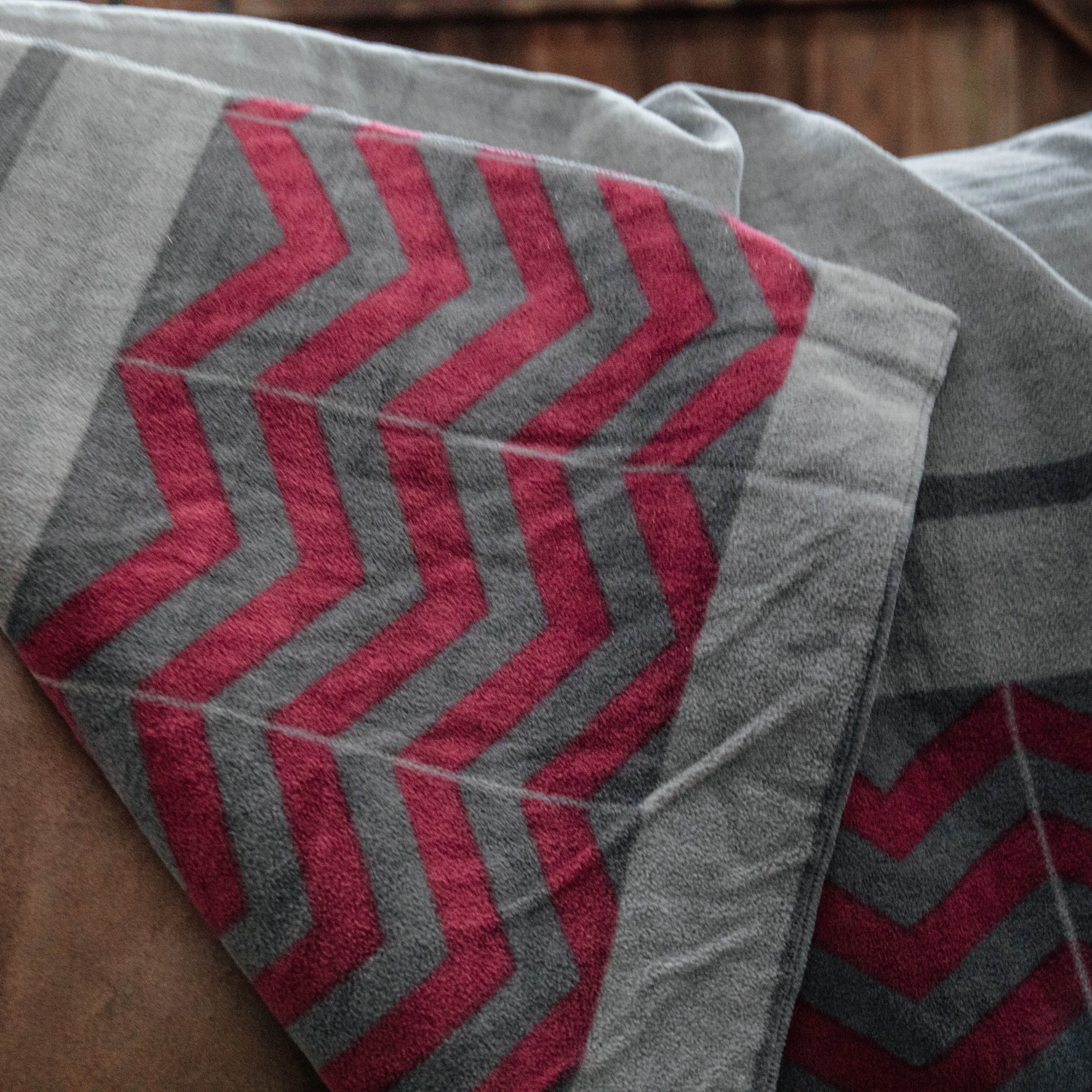 Schwer Fleece Decke Square Fishbone   140x120cm