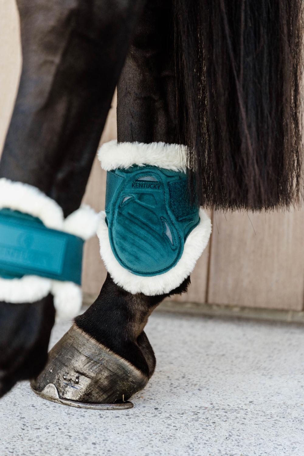 Vegan Lamfell Streichkappe Young Horse Velvet - Kentucky Horsewear