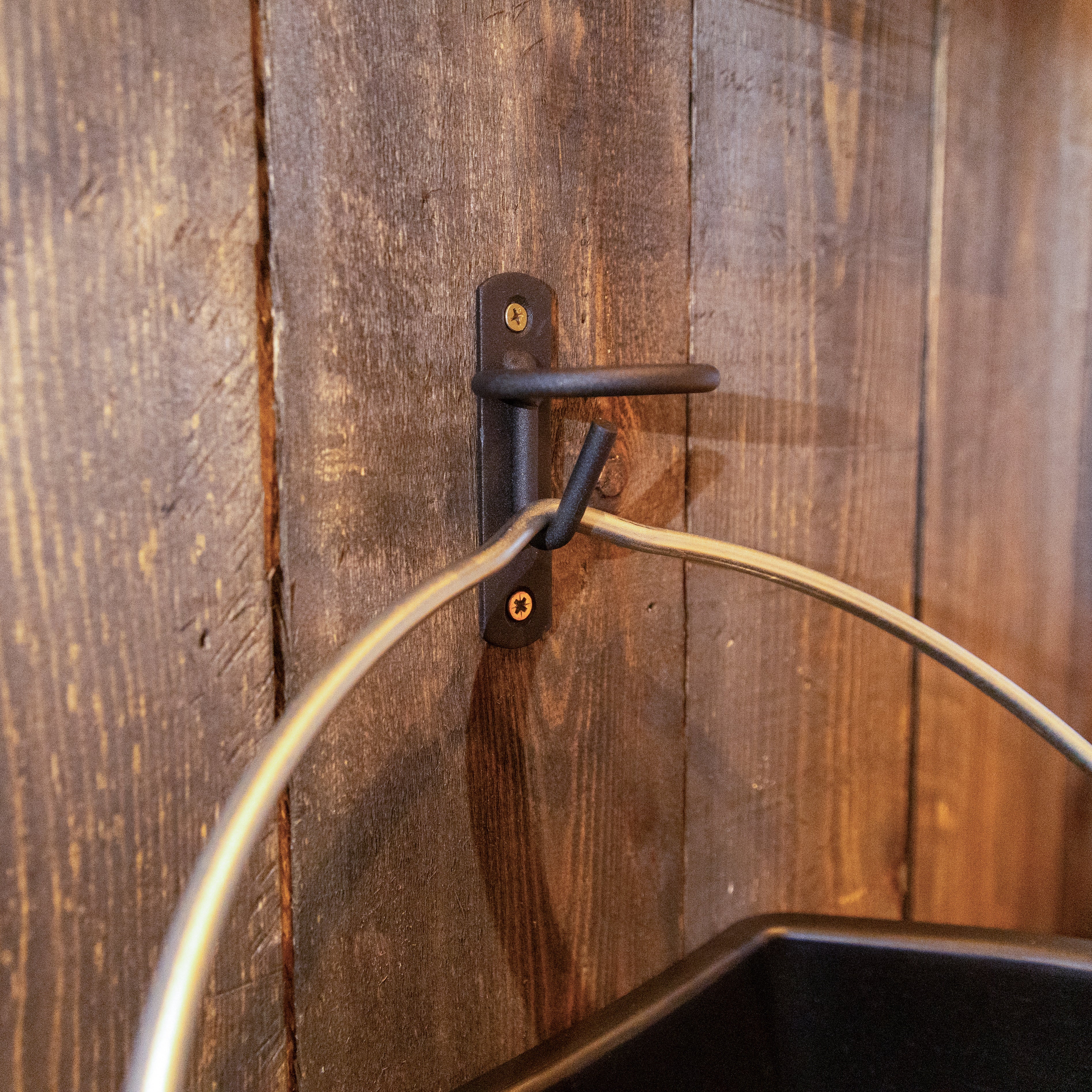 Bucket Holder Screw In Hook Matt