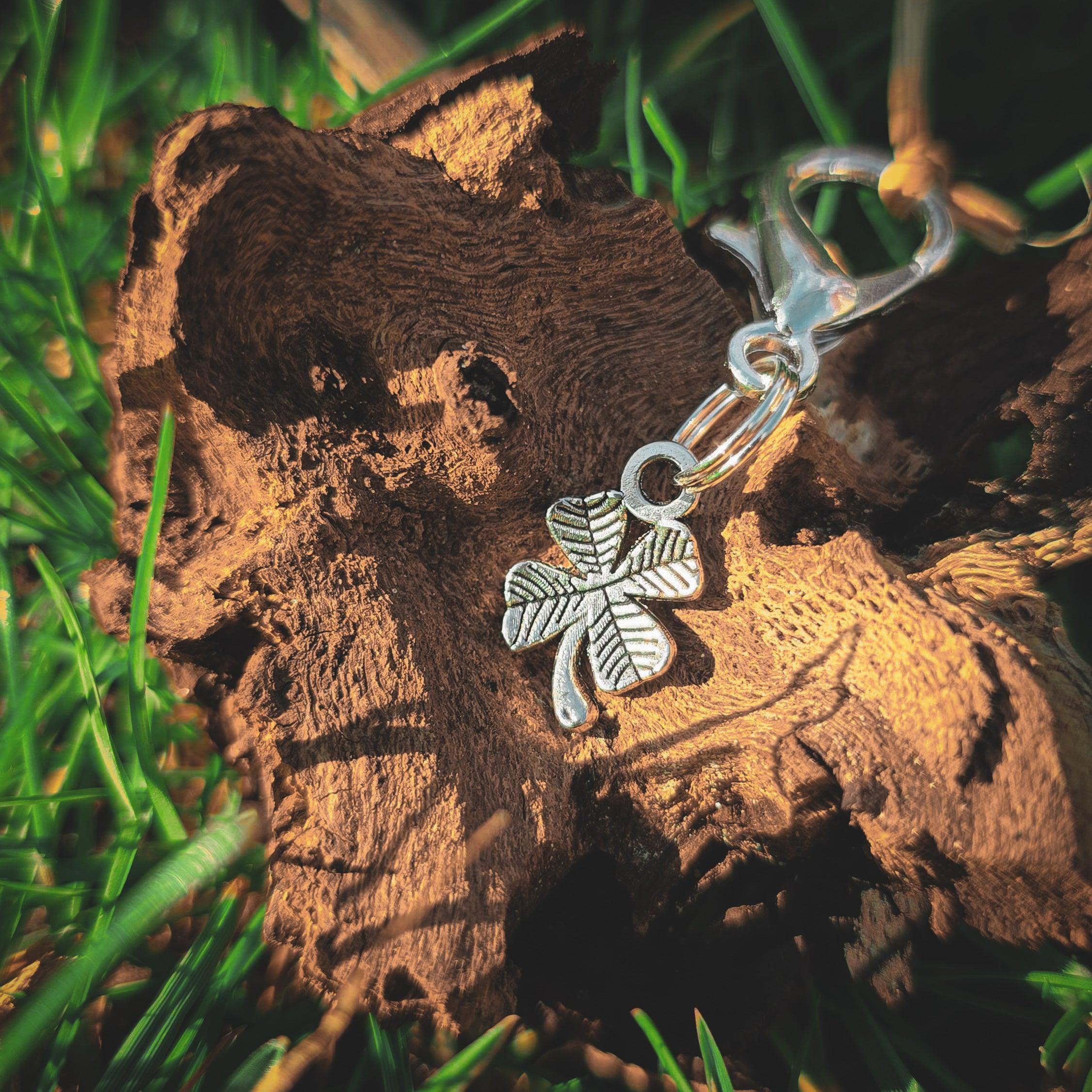 KLEEBLATT MAGIC Charm